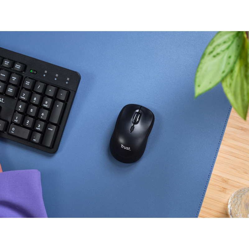 Trust Yvi+ souris Universel Ambidextre RF sans fil + Bluetooth Optique 1600 DPI