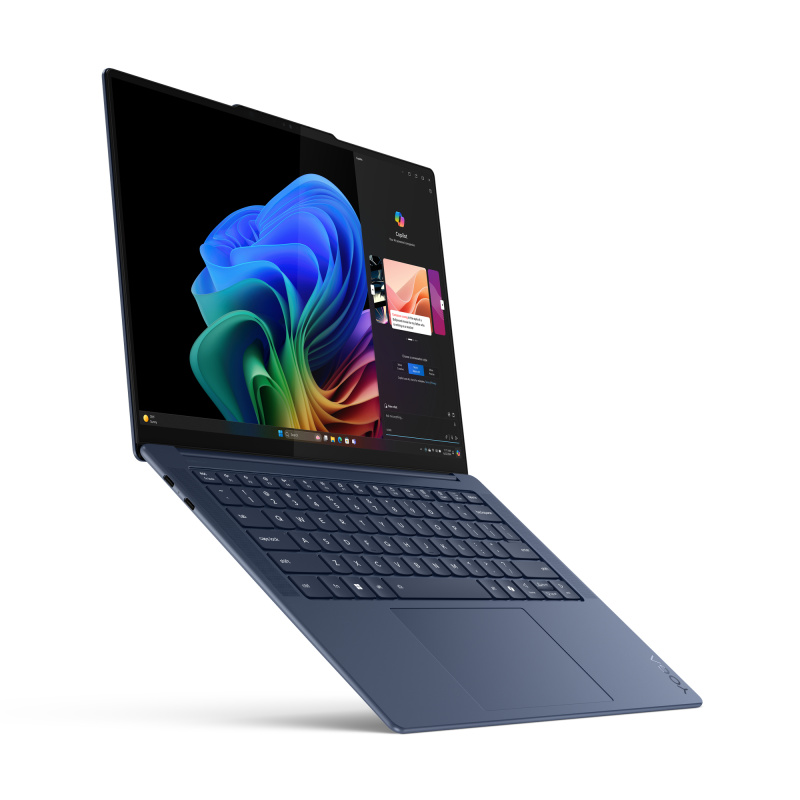 Lenovo Yoga Slim 7 14Q8X9 Copilot+ PC Qualcomm Snapdragon X1E-78-100 Ordinateur portable 36,8 cm (14.5") Écran tactile 3K 16 Go LPDDR5x-SDRAM 512 Go SSD Wi-Fi 7 (802.11be) Windows 11 Home Français Bleu
