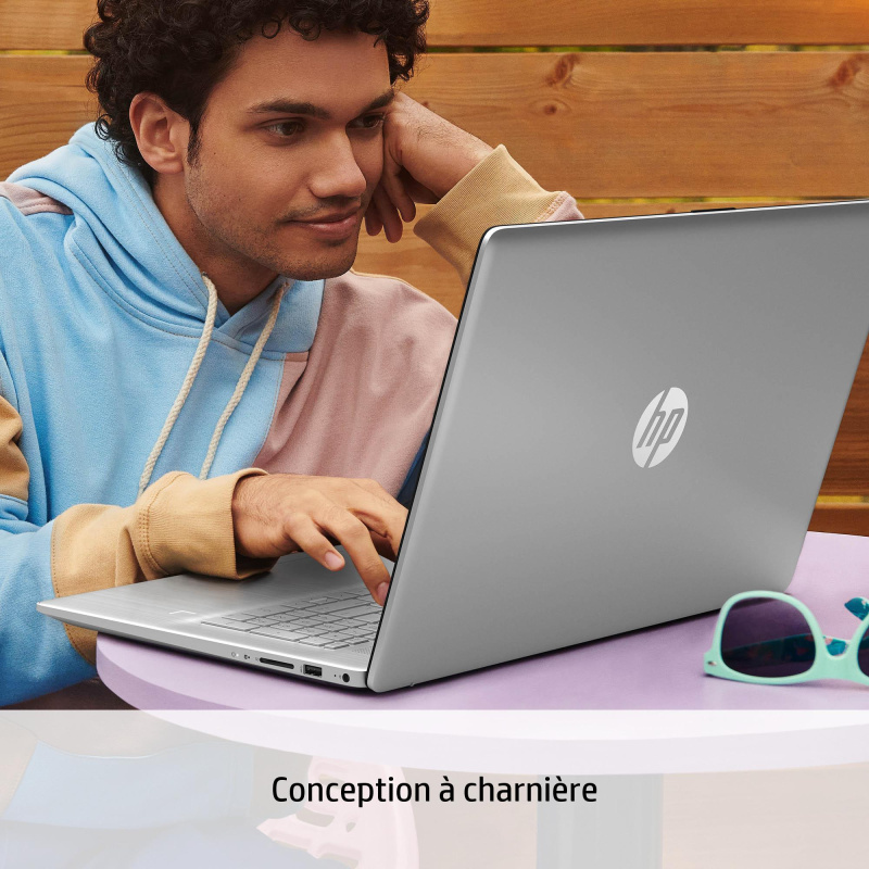 HP 17-cn0301nf Intel® Core™ i5 i5-1135G7 Ordinateur portable 43,9 cm (17.3") Full HD 8 Go DDR4-SDRAM 512 Go SSD Wi-Fi 5 (802.11ac) Windows 11 Home Argent