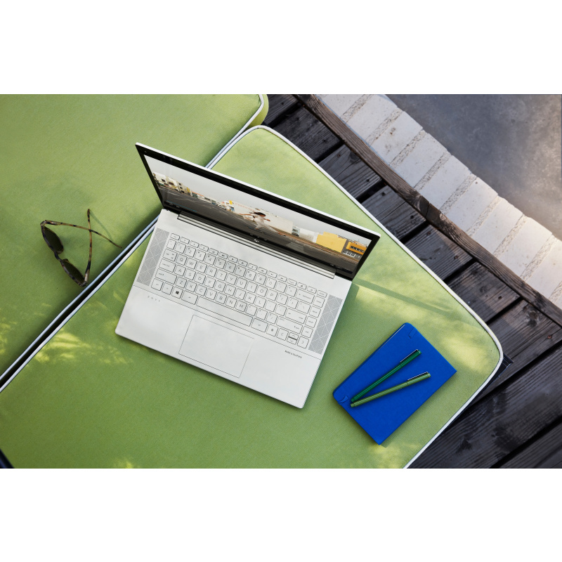 HP ENVY 15-ep1012nf Intel® Core™ i7 i7-11800H Ordinateur portable 39,6 cm (15.6") Écran tactile 4K Ultra HD 32 Go DDR4-SDRAM 1 To SSD NVIDIA GeForce RTX 3060 Max-Q Wi-Fi 6 (802.11ax) Windows 11 Home Argent