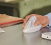Logitech Lift souris Bureau Droitier RF sans fil + Bluetooth Optique 4000 DPI
