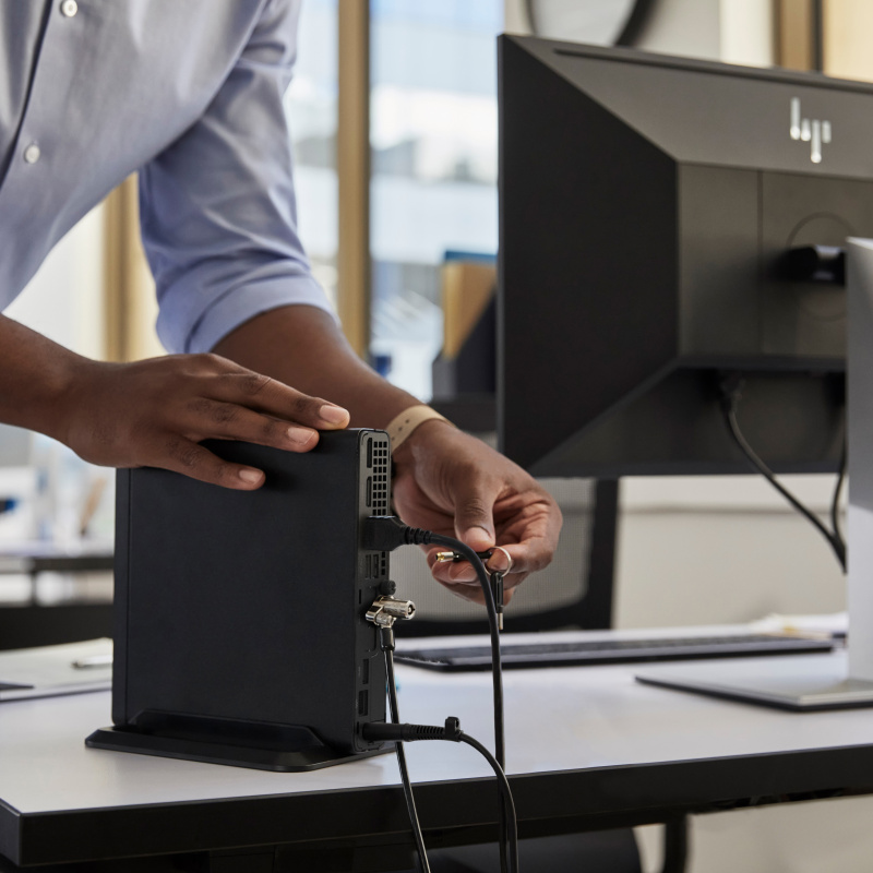 HP Pro 400 G9 Intel® Core™ i5 i5-12500T 16 Go DDR4-SDRAM 512 Go SSD Windows 11 Pro Mini PC Noir