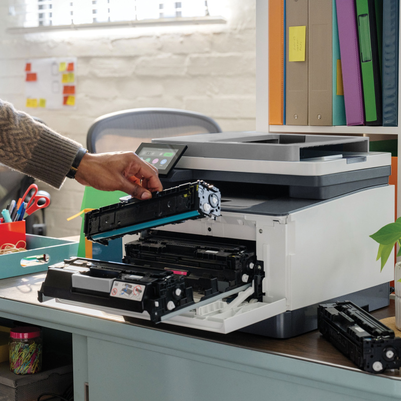 HP Color LaserJet Pro Imprimante multifonction 3303sdw, Couleur, Imprimante pour Petites/moyennes entreprises, Impression, copie, numérisation, Imprimer depuis un téléphone ou une tablette; Chargeur automatique de documents; Impression recto-verso; N...