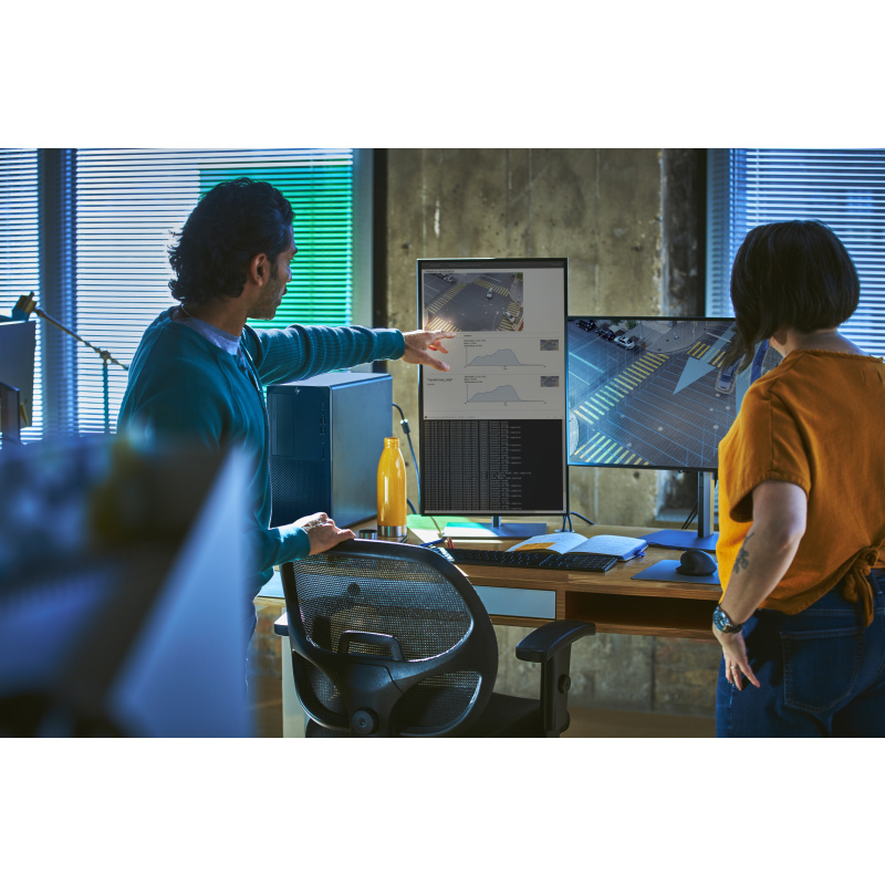 HP Z2 Tower G9 Intel® Core™ i7 i7-14700K 32 Go DDR5-SDRAM 1 To SSD Windows 11 Pro Station de travail AI Workstation Noir